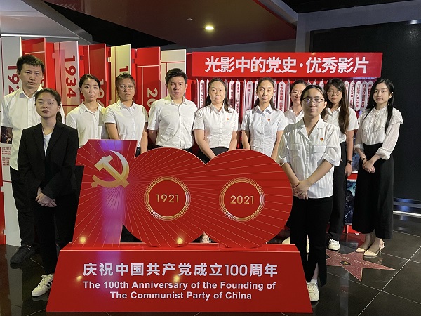 《革命者》.jpg