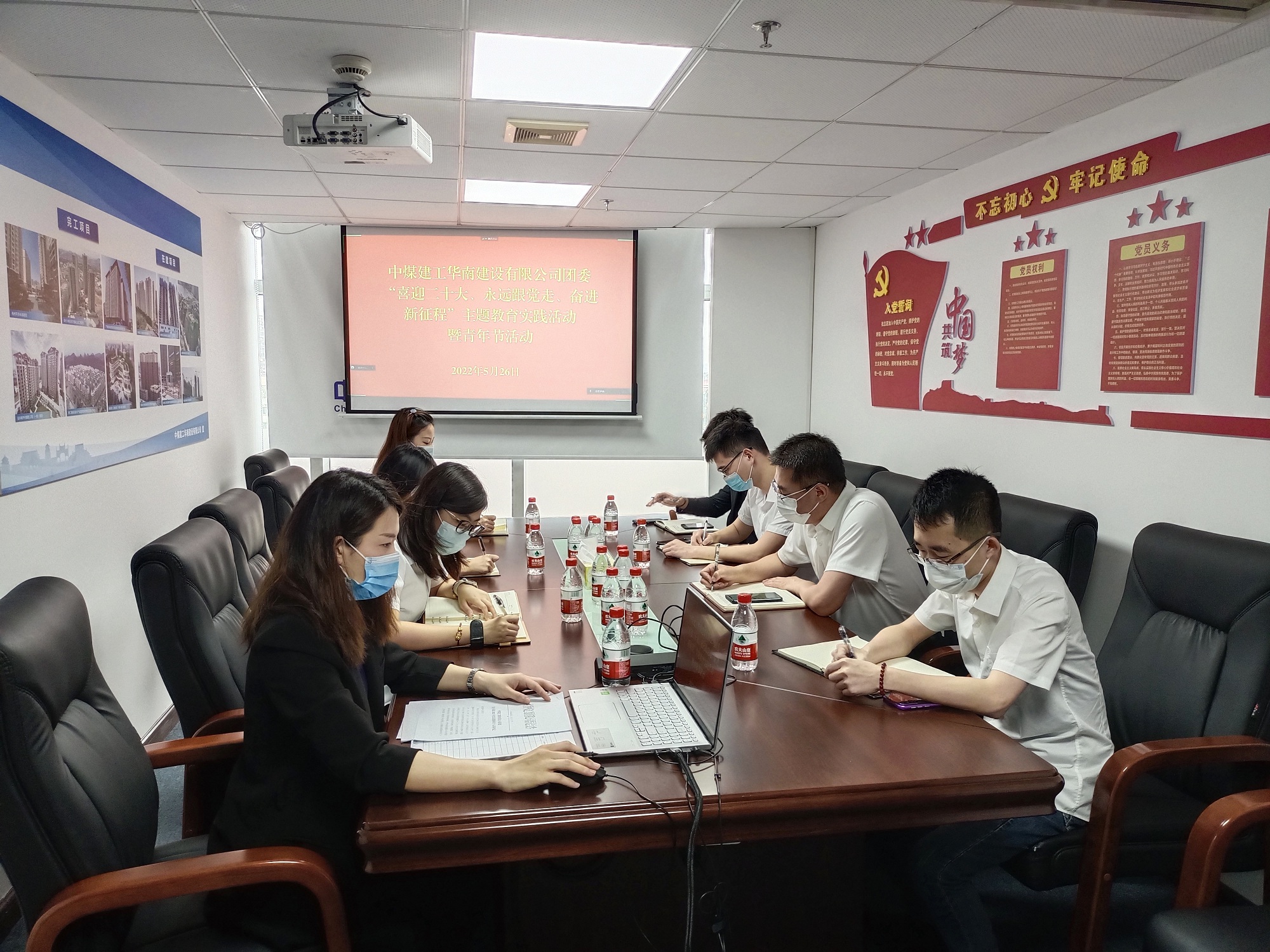 d73898393fee4505df9d67826405774.jpg